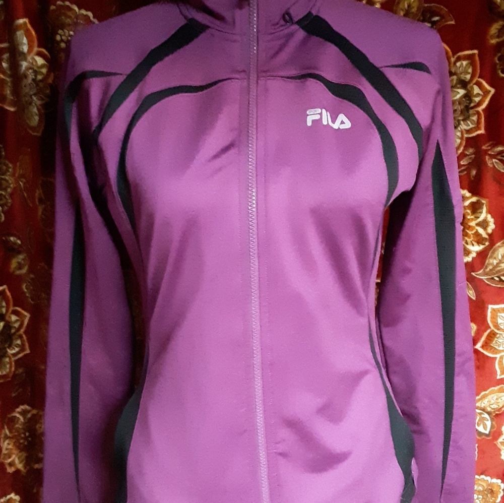 Fila top